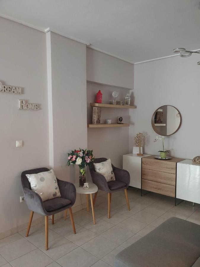 Modern 2Br City Flat 10Min From The Beach Ateny Zewnętrze zdjęcie