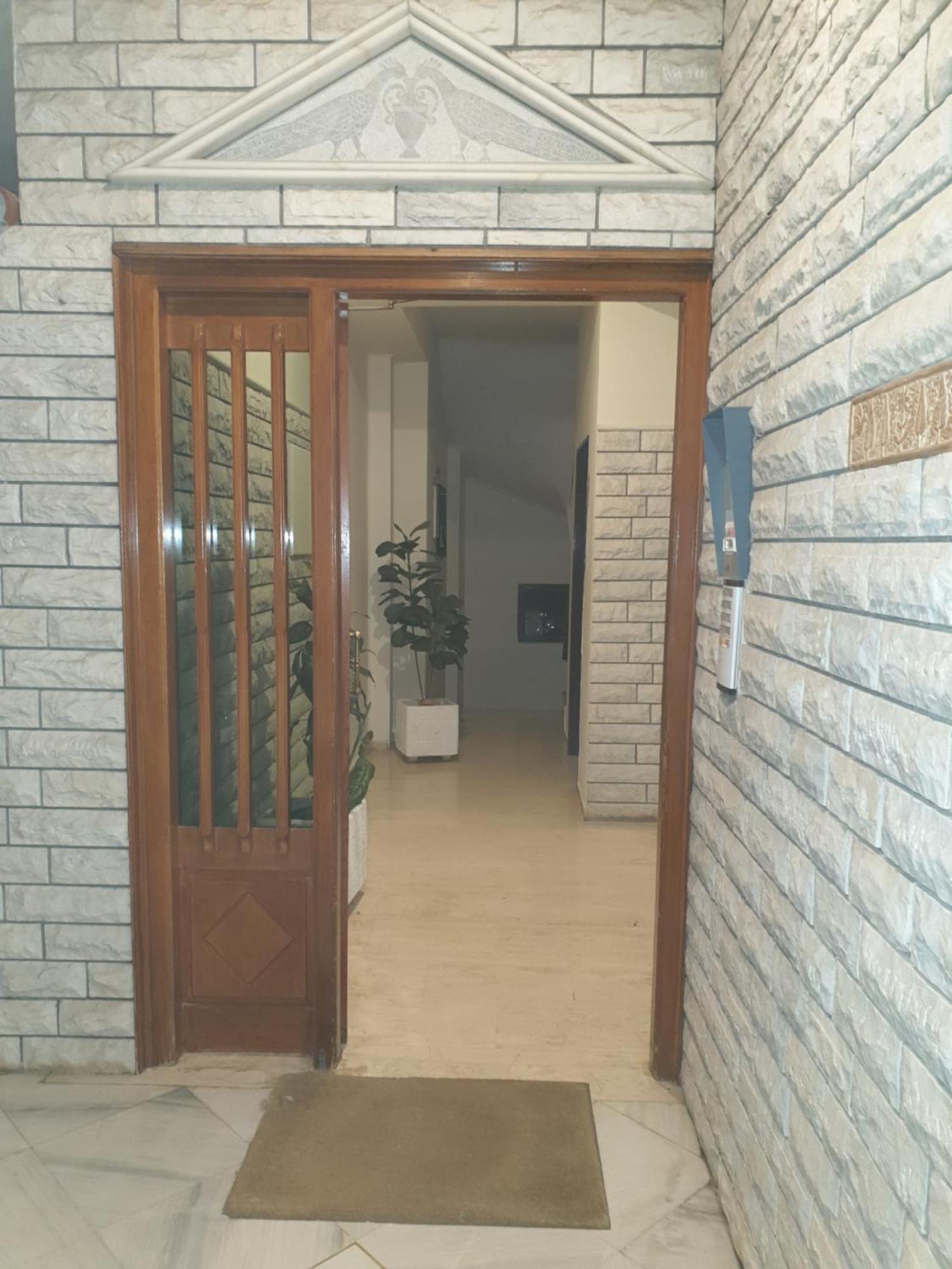 Modern 2Br City Flat 10Min From The Beach Ateny Zewnętrze zdjęcie